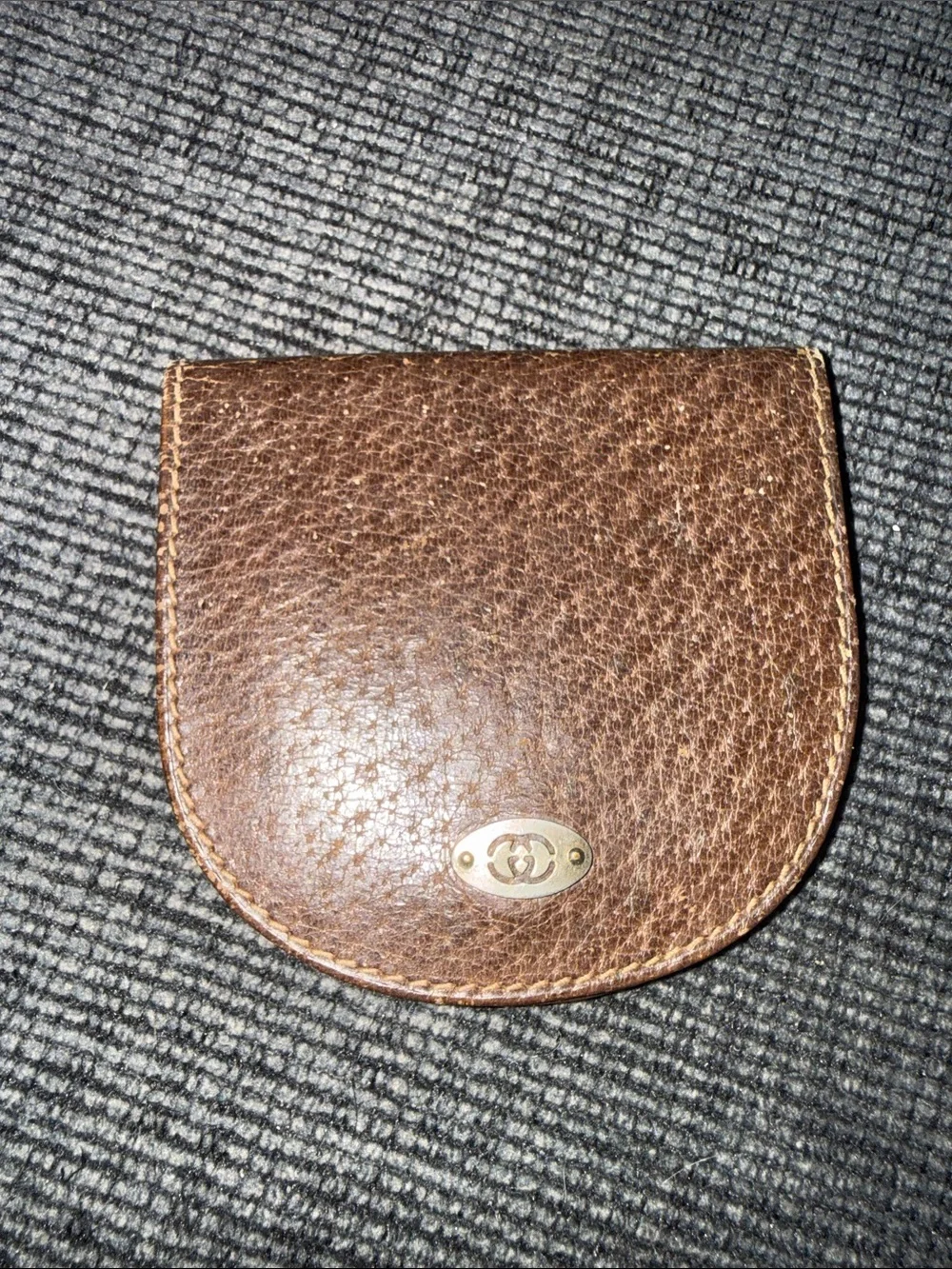 Gucci brown Leather Coin Pouch with Gold Logo Plaque